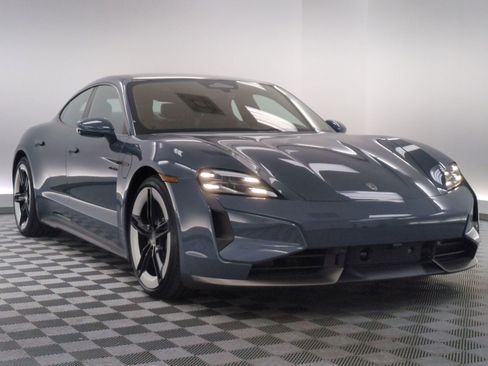 New 2026 Porsche Taycan Turbo S AWD/4WD image 8