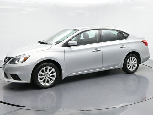 Used 2019 Nissan Sentra SV FWD image 4