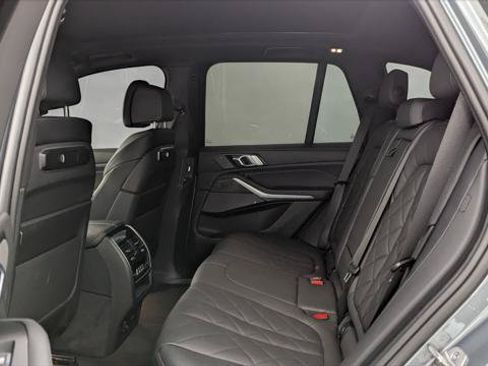 Used 2024 BMW X5 sDrive40i RWD image 17
