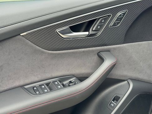 New 2026 Audi SQ8 Prestige image 19