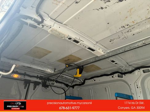 Used 2015 Ford Transit 250 130 Low Roof RWD image 32