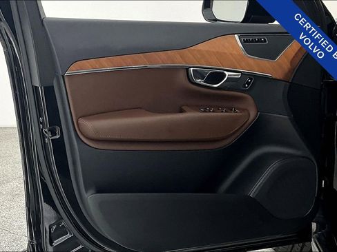 Certified 2023 Volvo XC90 T8 Plus image 23