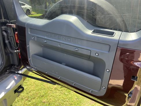 Used 2024 Land Rover Defender 130 S AWD/4WD image 33