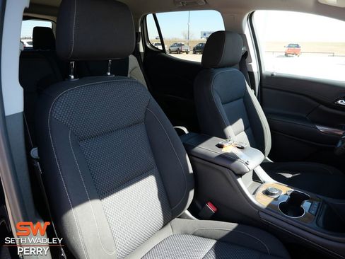 Used 2022 GMC Acadia SLE image 21