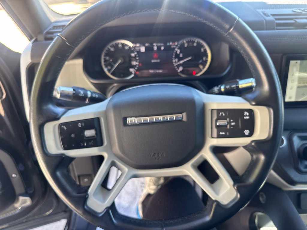 Used 2022 Land Rover Defender 110 SE AWD/4WD image 37