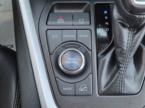 Used 2025 Toyota RAV4 Limited w/ Weather Package AWD/4WD image 29