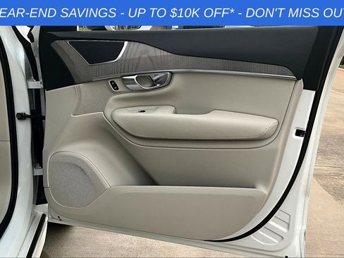 Used 2025 Volvo XC90 B6 Plus w/ Protection Package Premier image 14