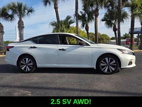 Used 2022 Nissan Altima 2.5 SV image 8