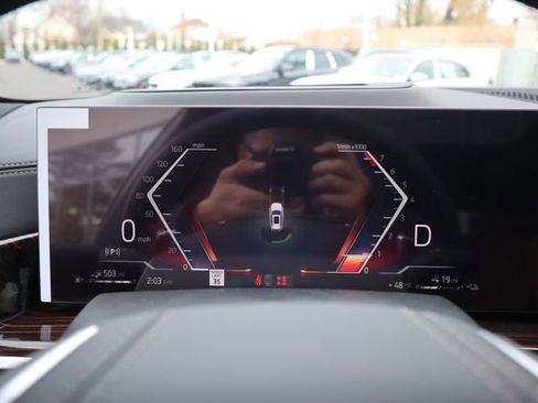 New 2026 BMW X5 xDrive50e w/ Executive Package image 25