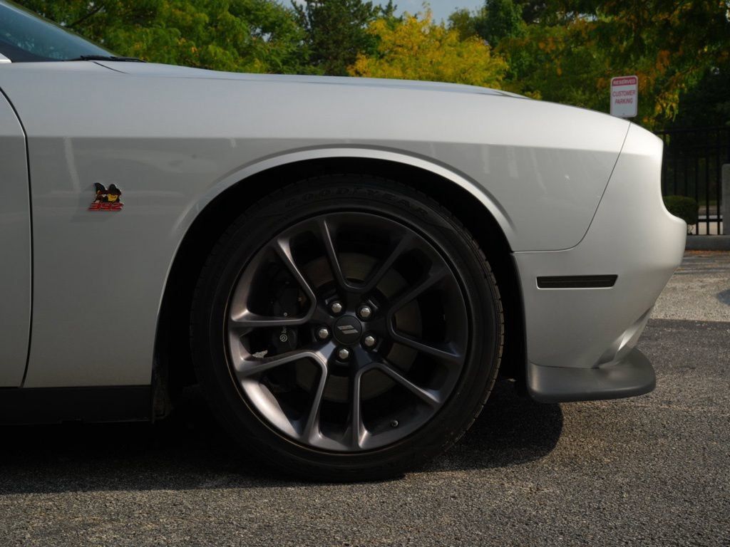 Used 2023 Dodge Challenger R/T Scat Pack RWD image 18