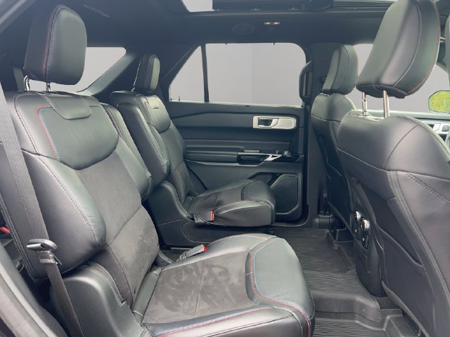 Used 2023 Ford Explorer ST w/ Technology Package AWD/4WD image 25