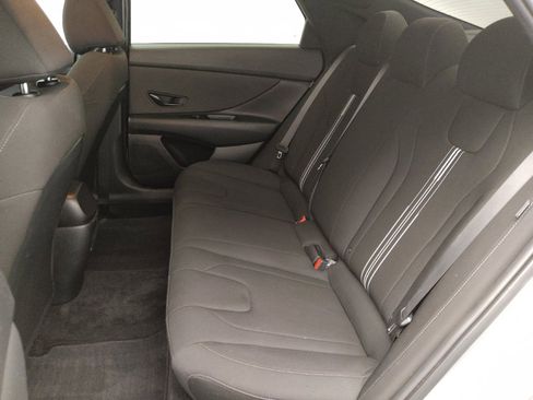 Used 2025 Hyundai Elantra Sport w/ Cargo Package FWD image 18