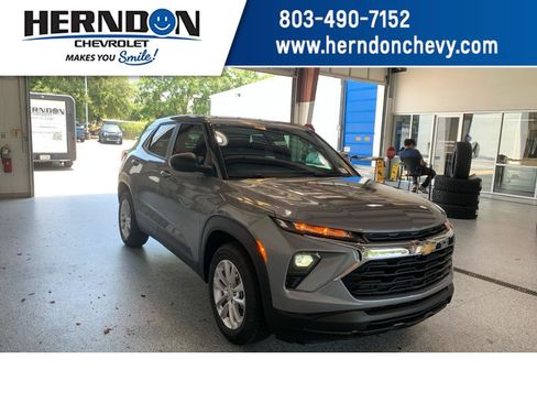 New 2026 Chevrolet TrailBlazer LS w/ LS Convenience Package FWD image 1