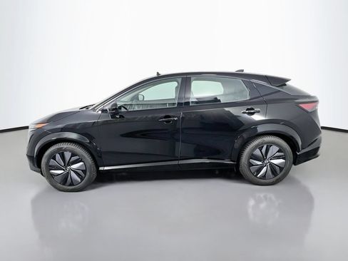 Used 2023 Nissan Ariya AWD image 4