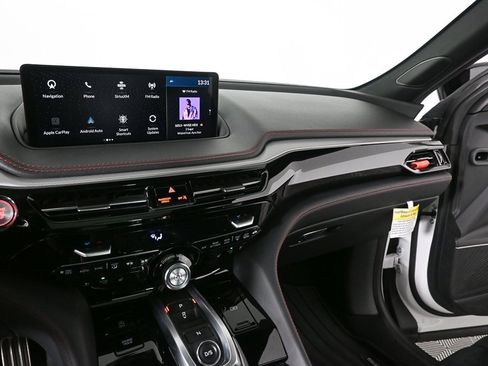 Used 2023 Acura MDX A-Spec image 13