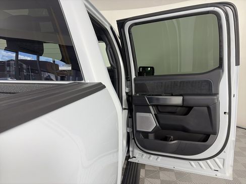 Used 2025 Ford F150 Platinum w/ Equipment Group 702A High image 30