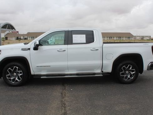 Used 2024 GMC Sierra 1500 SLT w/ SLT Premium Plus Package AWD/4WD image 8