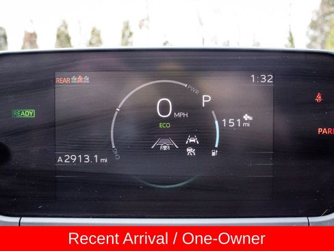 Used 2023 Toyota bZ4X XLE AWD/4WD image 16