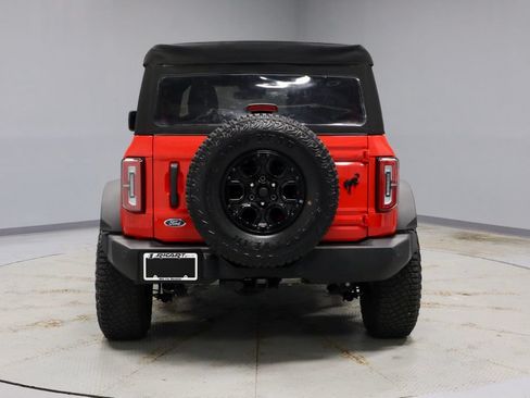 Certified 2024 Ford Bronco Wildtrak AWD/4WD image 12