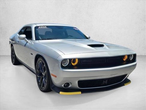 Used 2023 Dodge Challenger R/T w/ Plus Package RWD image 3