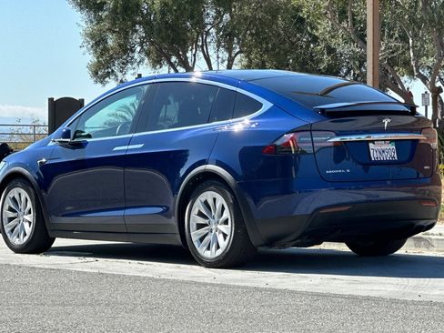 Used 2017 Tesla Model X 100D AWD/4WD image 6