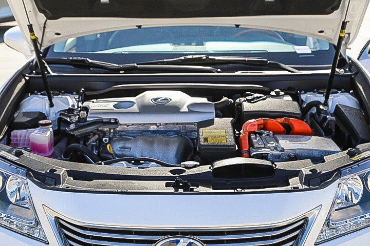 Used 2014 Lexus ES 300h w/ Premium Package w/Bamboo Trim FWD image 26