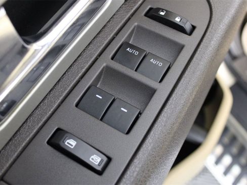 Used 2013 Ford F150 Lariat w/ Mid Equipment Group image 20