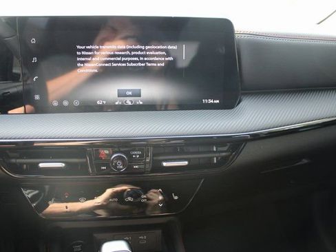 New 2026 Nissan Kicks SR w/ Cold Weather Package image 12