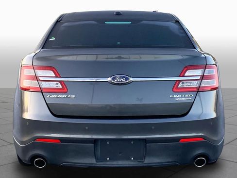 Used 2017 Ford Taurus Limited FWD image 5