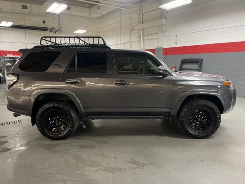 Certified 2023 Toyota 4Runner TRD Off-Road Premium image 11