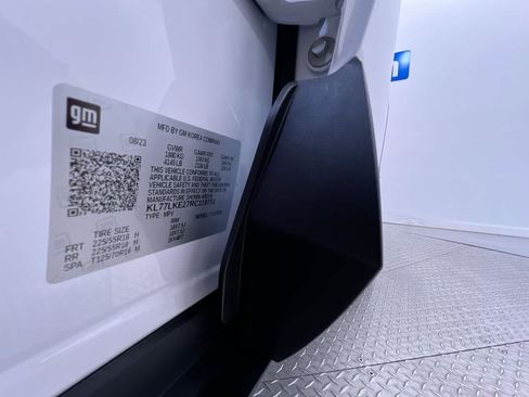Used 2024 Chevrolet Trax ACTIV w/ Sunroof Package FWD image 42