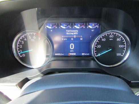 Used 2022 Ford F150 XLT w/ Equipment Group 302A High AWD/4WD image 22