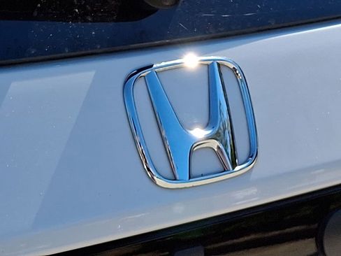 Used 2025 Honda Pilot EX-L image 33