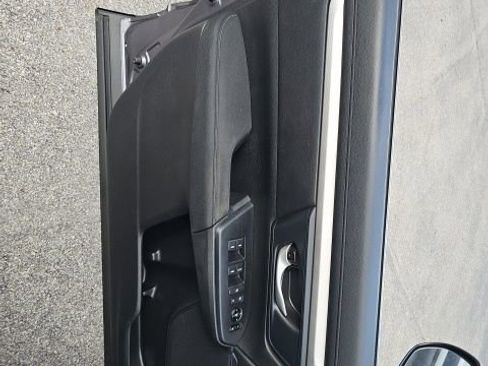 Used 2020 Honda CR-V LX image 28