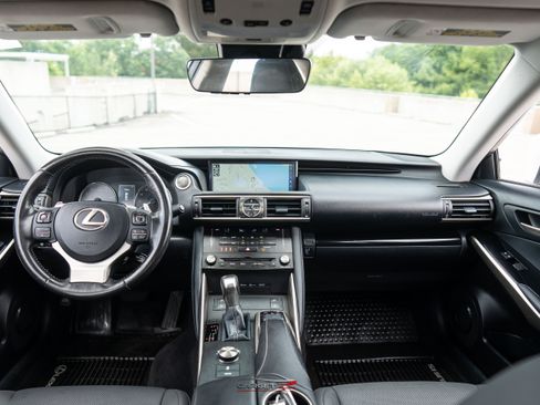 Used 2018 Lexus IS 300 AWD w/ Comfort Package image 14