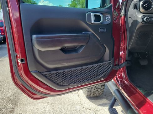 Used 2021 Jeep Wrangler Unlimited Sport AWD/4WD image 17