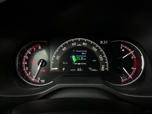 Used 2025 Toyota RAV4 XLE image 38