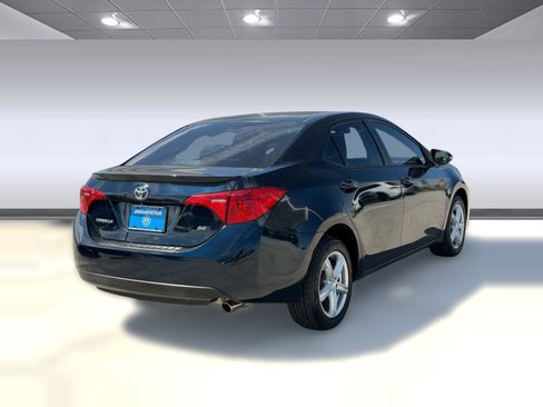 Used 2019 Toyota Corolla SE image 9