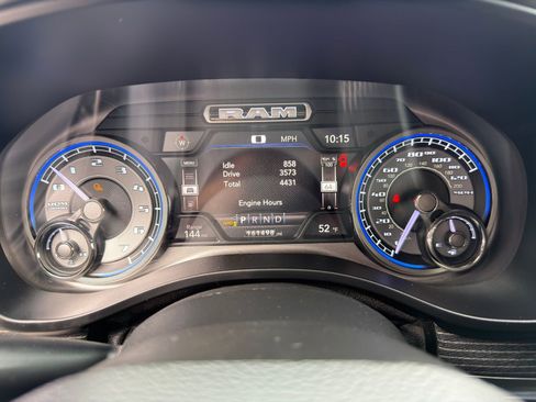 Used 2019 RAM 1500 Limited w/ Body Color Bumper Group image 21