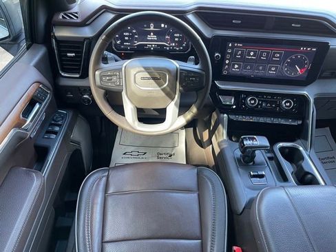 Used 2023 GMC Sierra 1500 Denali w/ Denali Reserve Package AWD/4WD image 6