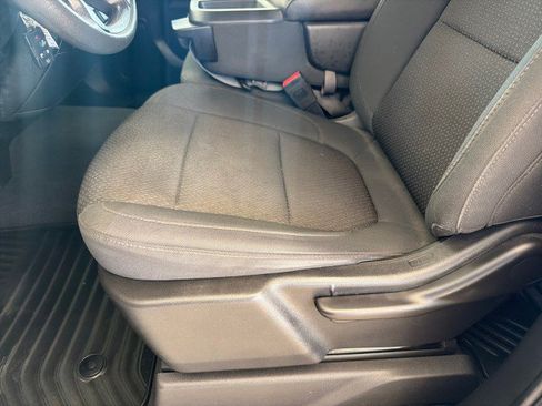 Used 2020 Chevrolet Silverado 1500 Custom w/ Custom Value Package RWD image 17