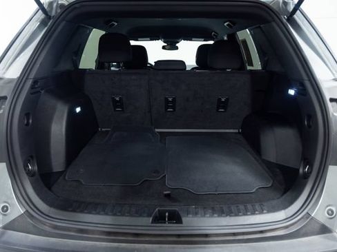 Used 2025 GMC Terrain Elevation FWD image 9