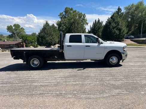 Used 2021 RAM 3500 Tradesman w/ Chrome Appearance Group AWD/4WD image 6