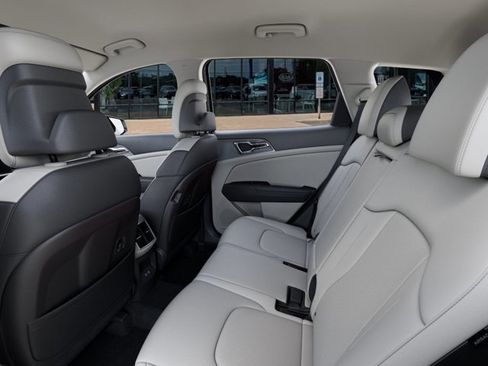 New 2026 Kia Sportage EX image 18