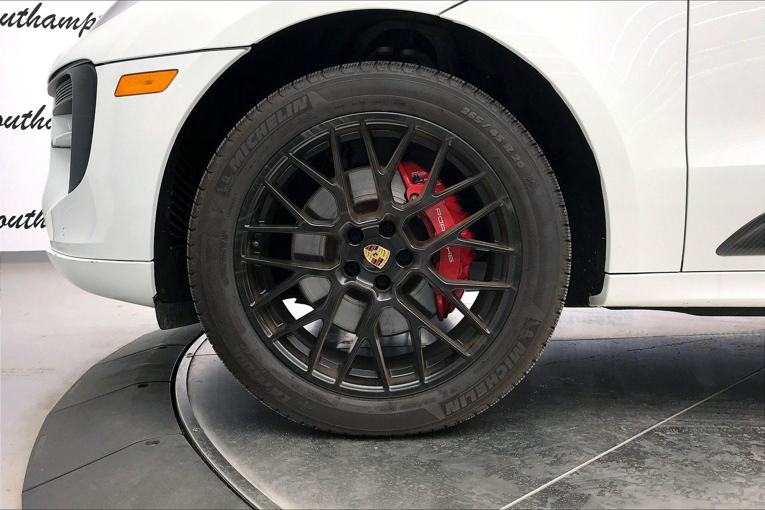 Used 2020 Porsche Macan GTS AWD/4WD image 7