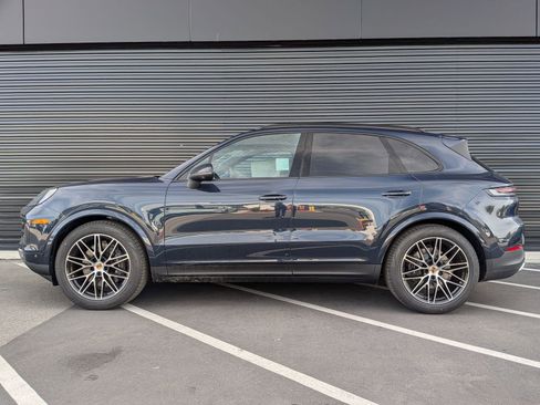 New 2026 Porsche Cayenne image 2