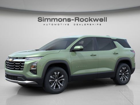 New 2026 Chevrolet Equinox LT image 2