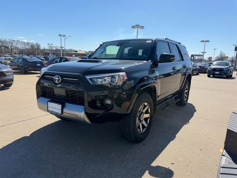 Used 2021 Toyota 4Runner TRD Off-Road Premium w/ Moonroof Package image 6