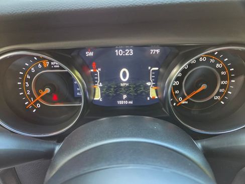 Used 2023 Jeep Gladiator Mojave AWD/4WD image 17