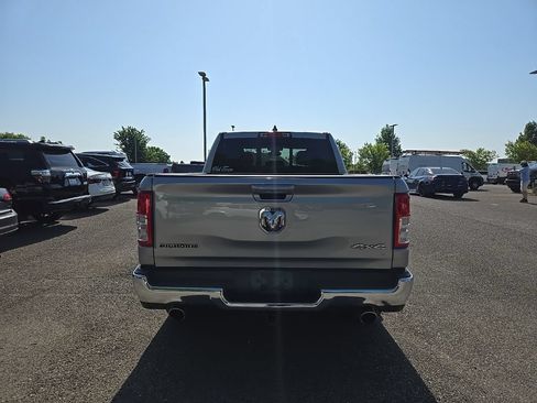 Used 2022 RAM 1500 Big Horn AWD/4WD image 6